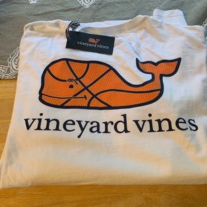 Vineyard Vines Long Sleeve T-shirt.